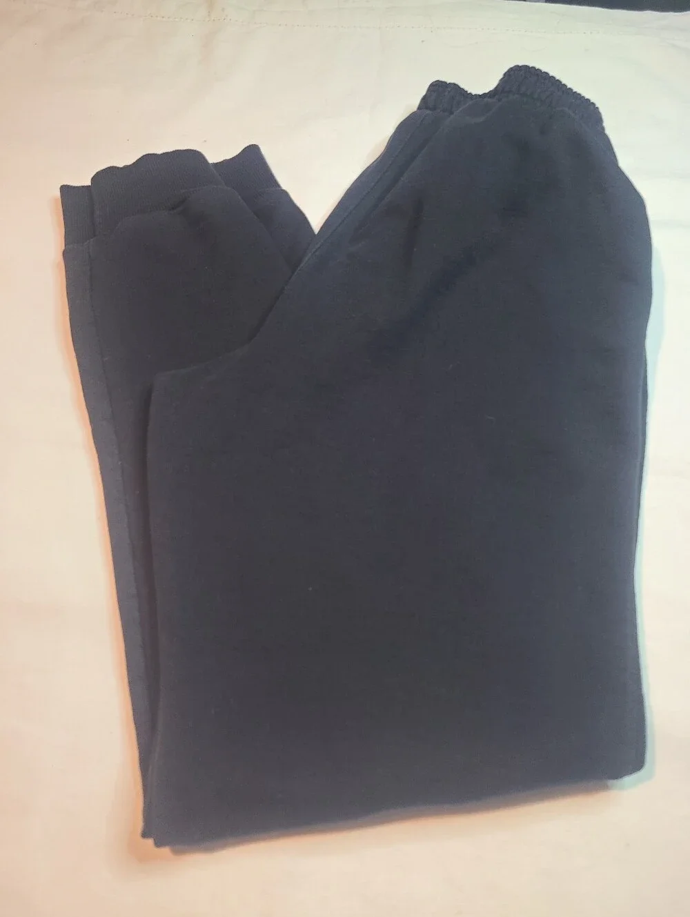 Champion Men’s Black Sweat pants  Joggers with Logo Tag
